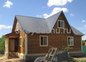 дом из бруса 8 на 8 с крыльцом 3 на 1,5 (вид3)