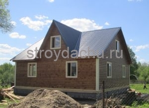 дом из бруса 8 на 8 с крыльцом 3 на 1,5 (вид5)