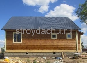 дом из бруса 8 на 8 с крыльцом 3 на 1,5 (вид6)