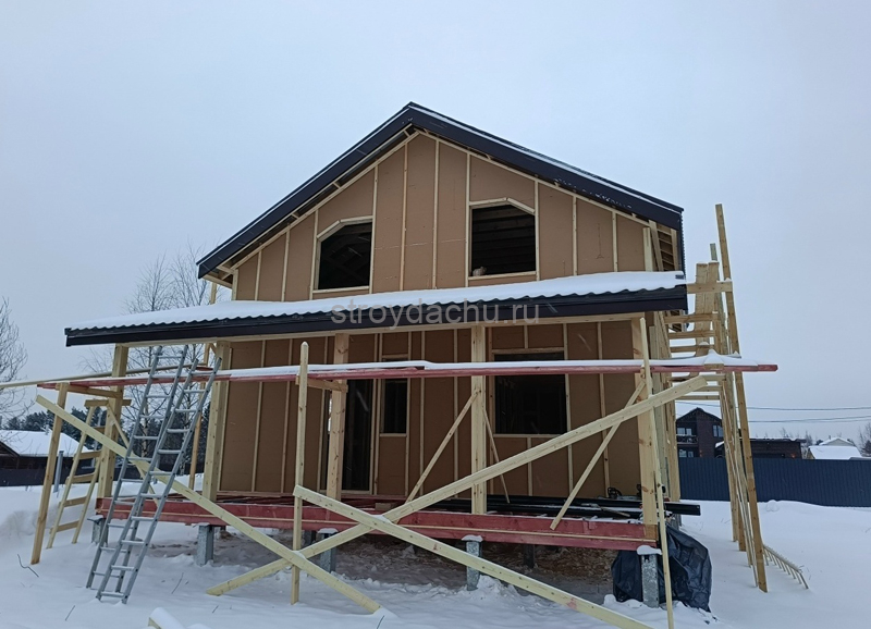 строительство дома в полтора этажа